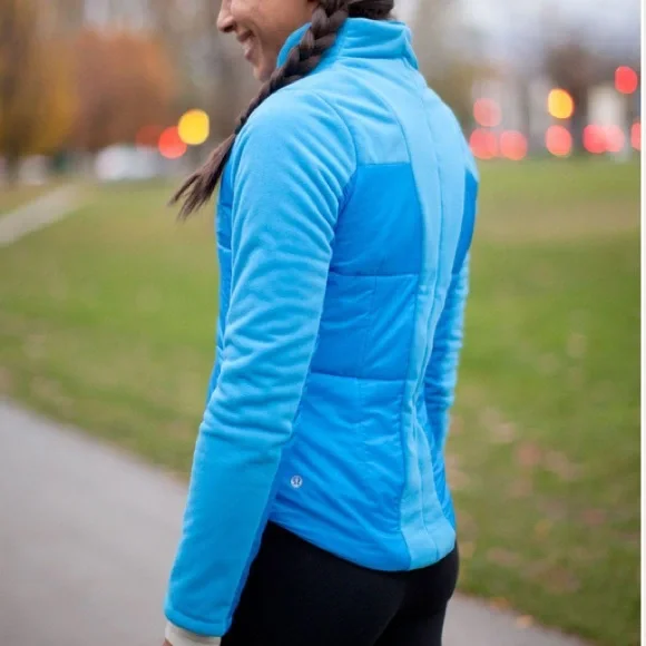 Like-new Lululemon jacket - Picture 5 of 9